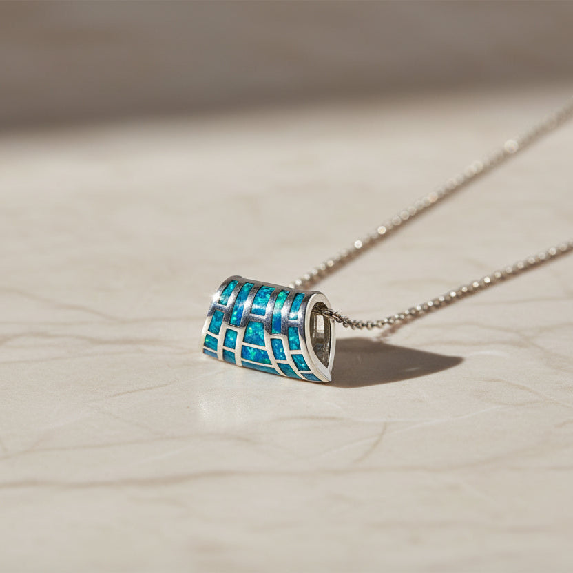 Opal Taşlı Gümüş Kolye