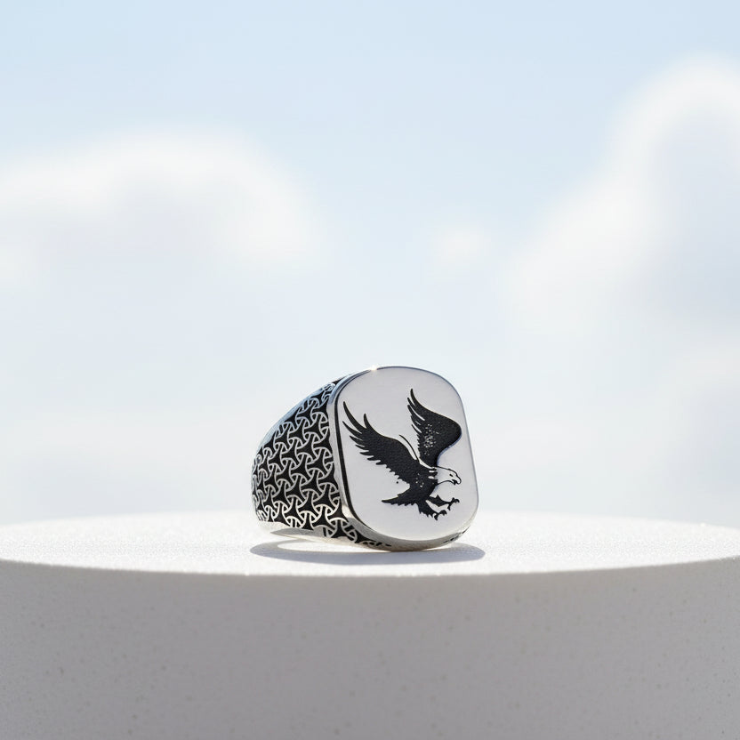 925 Sterling Silver Eagle Motif Men's Ring