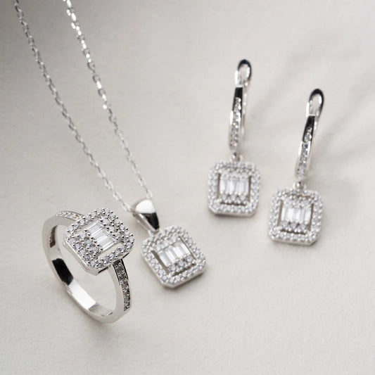 Crystal Époque Baget Taşlı Gümüş Set