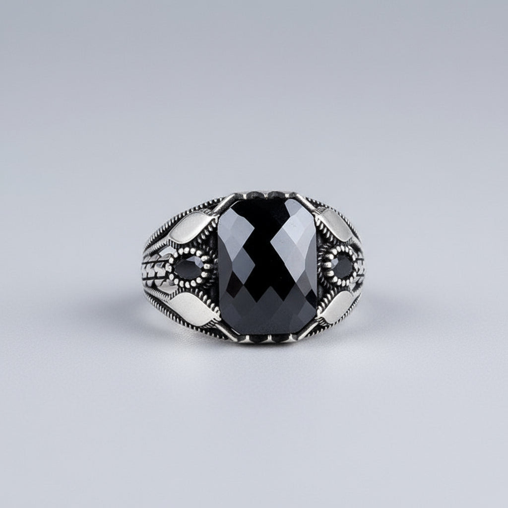 925 Ayar Gümüş Büyük Siyah Taşlı Erkek Yüzük