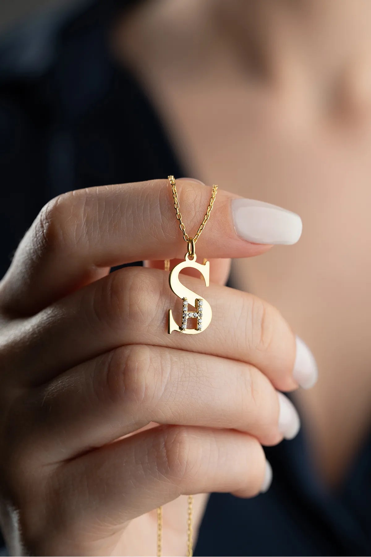 Personalisierte Buchstaben Kette mit Stein-Details