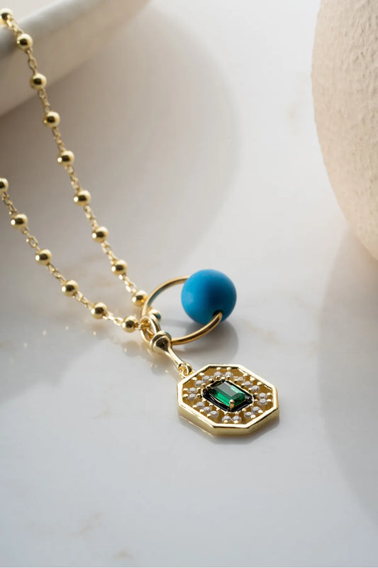 925 Ayar Gümüş Yeşil Baget Taşlı Şans Kolye