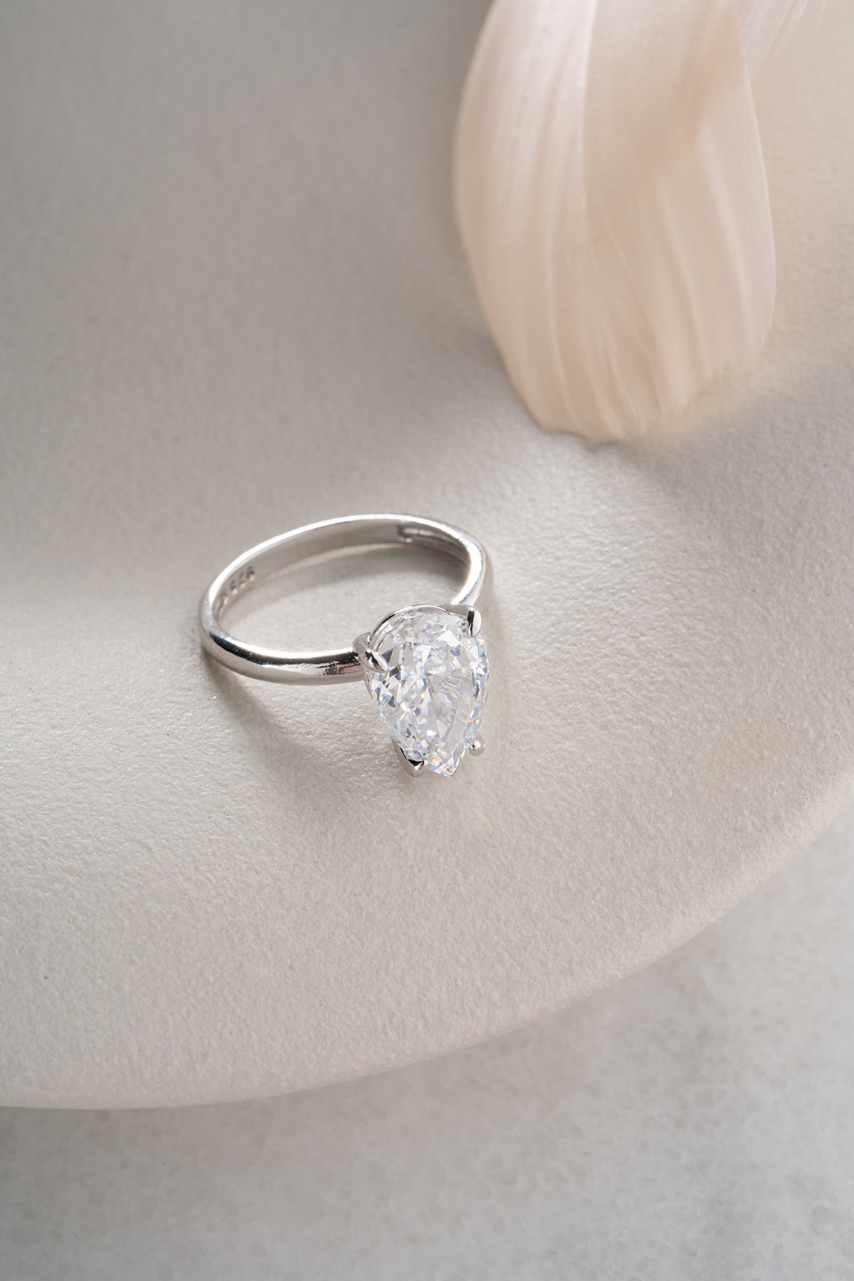 Bague Argent 925 à Pierre Goutte