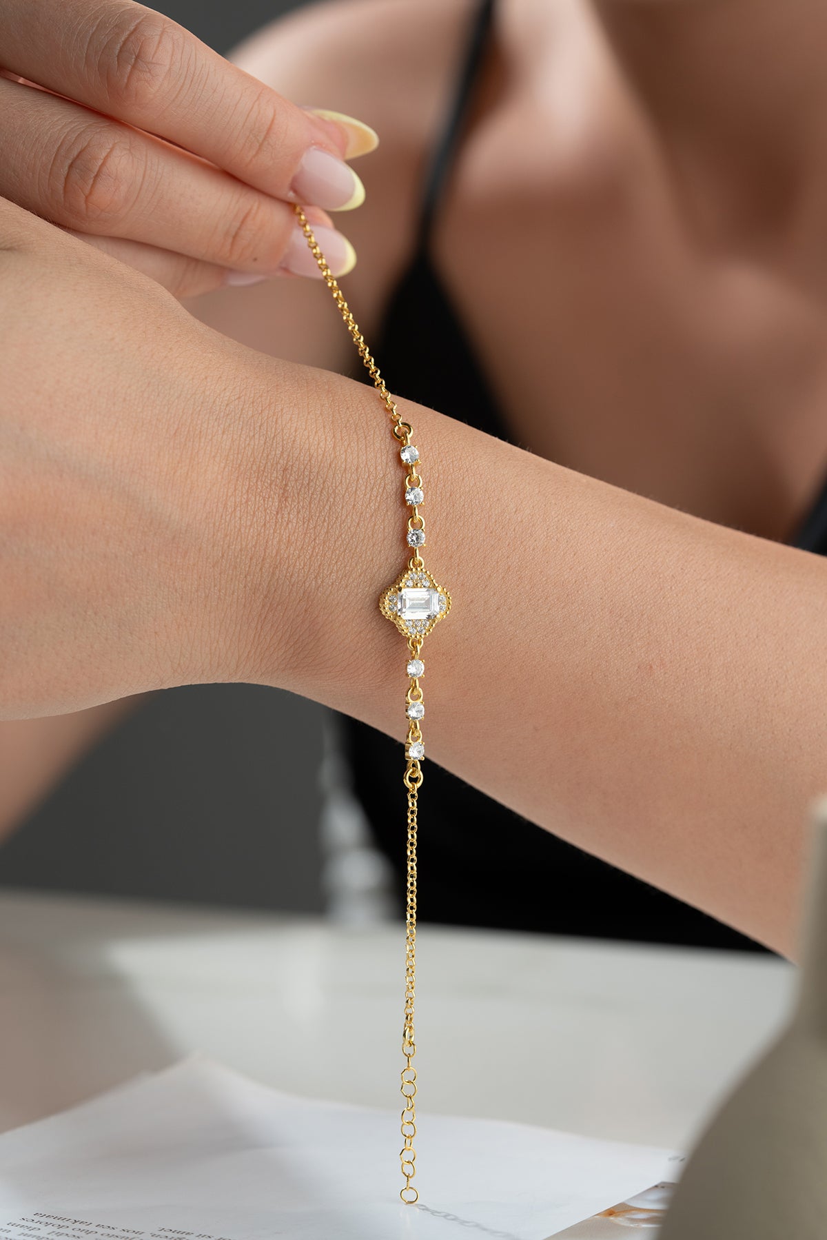 925er Silberarmband mit Zirkonsteinen