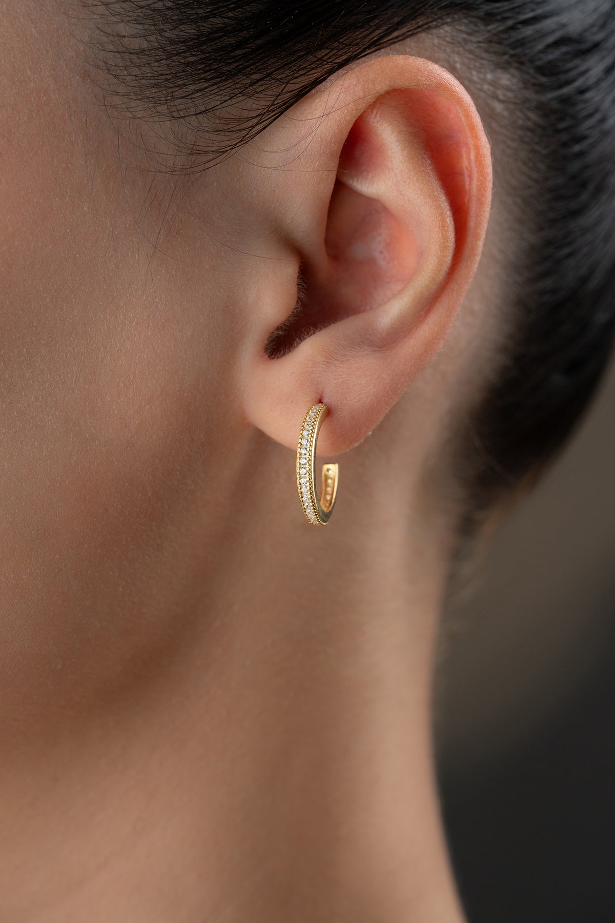 925 Ayar Gümüş Taşlı Halka Küpe