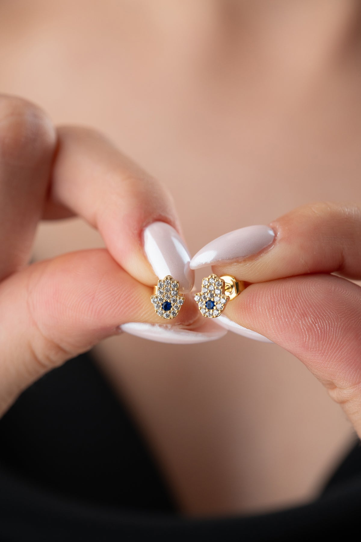 Mavi Taşlı Hamsa Küpe – 925 Ayar Gümü