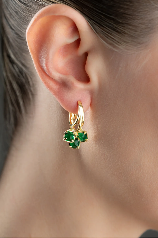 Smaragdglanz – 925er Silber Ohrringe mit grünen Steinen