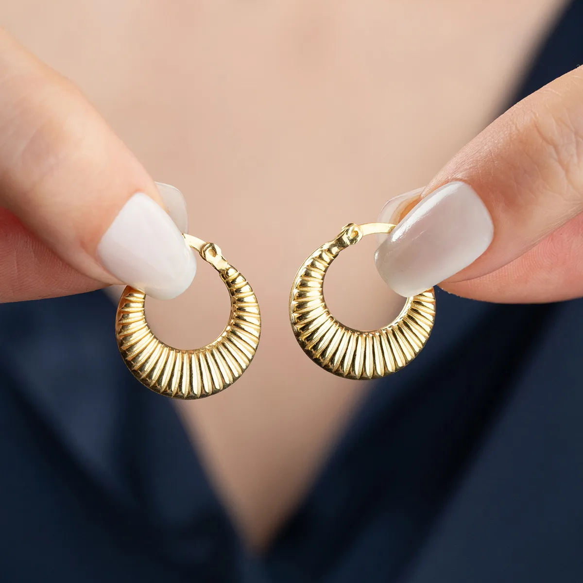 Goldene Welle Ohrringe – 925er Silber