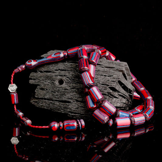 Gebetskette aus Kampferholz mit System & Kapselschliff-Design