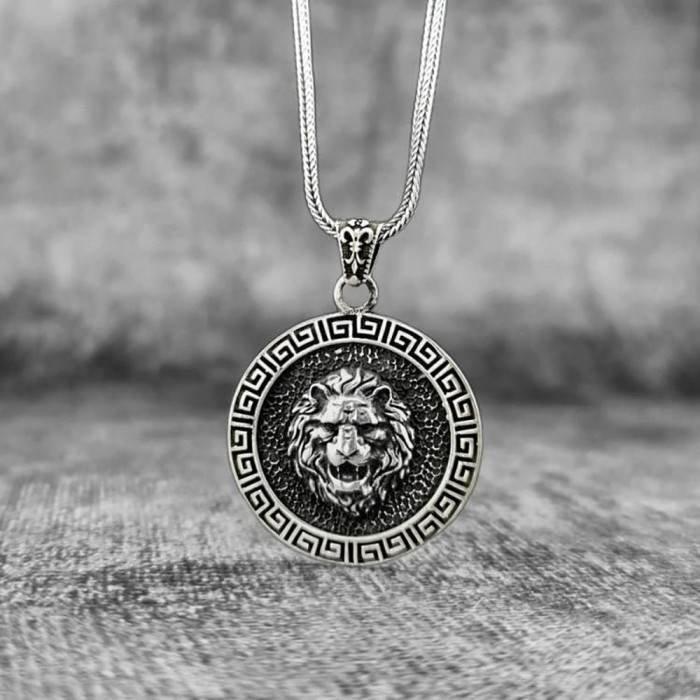 Mens Lion Necklace Lion Head Pendant Necklace in Silver 925 Silver Mens Necklace Men Gift Necklace 925 Sterling Silver Men Lion Necklace