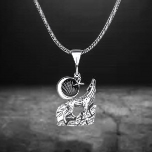 Wolf Necklace in 925...