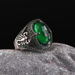 Green Zircon Stone Scorpion Design Men's Sterling Silver Ring