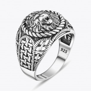 Ring aus 925er Sterlingsilber mit Löwenfigur