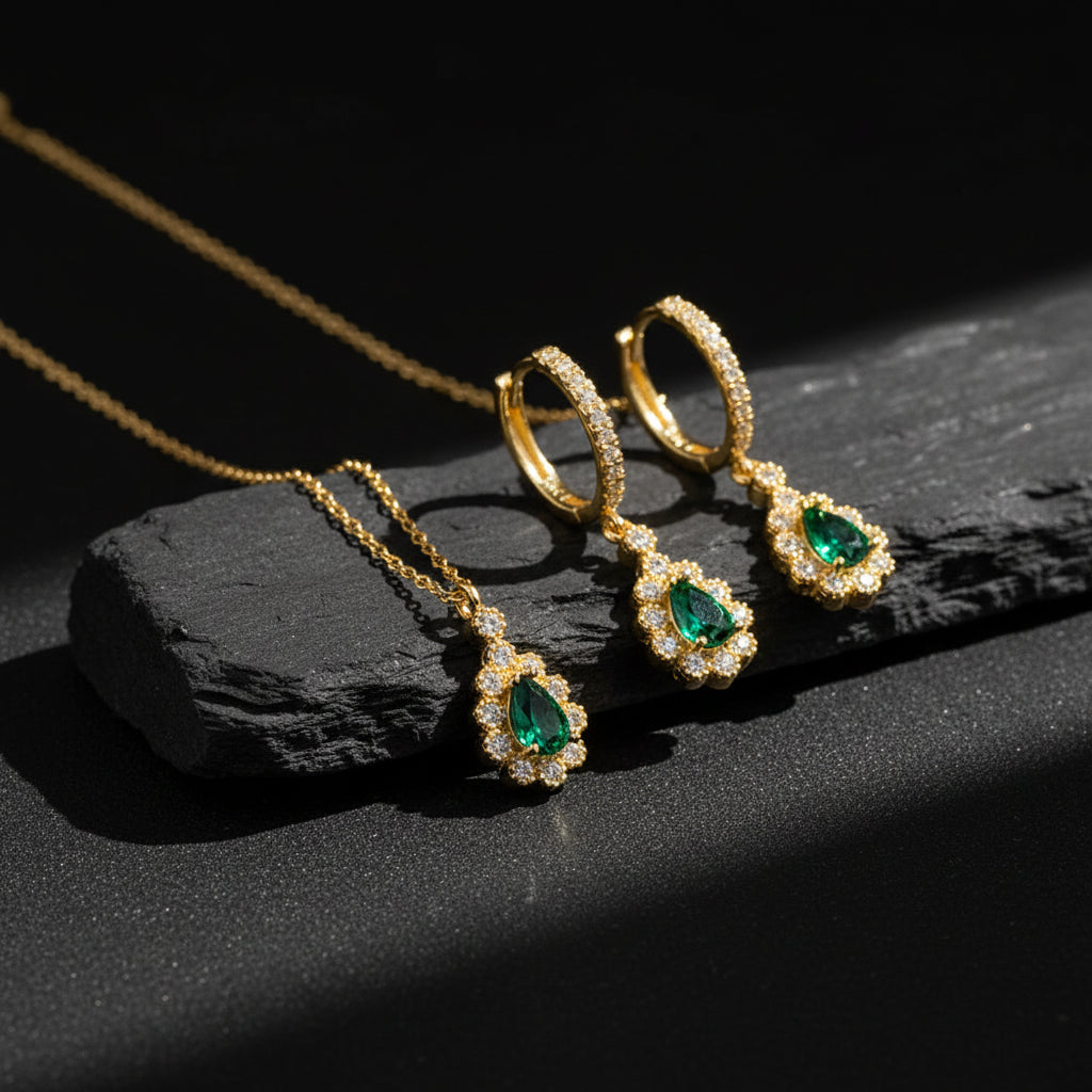 925 Sterling Silver Emerald Green Teardrop Necklace and Earring Set
