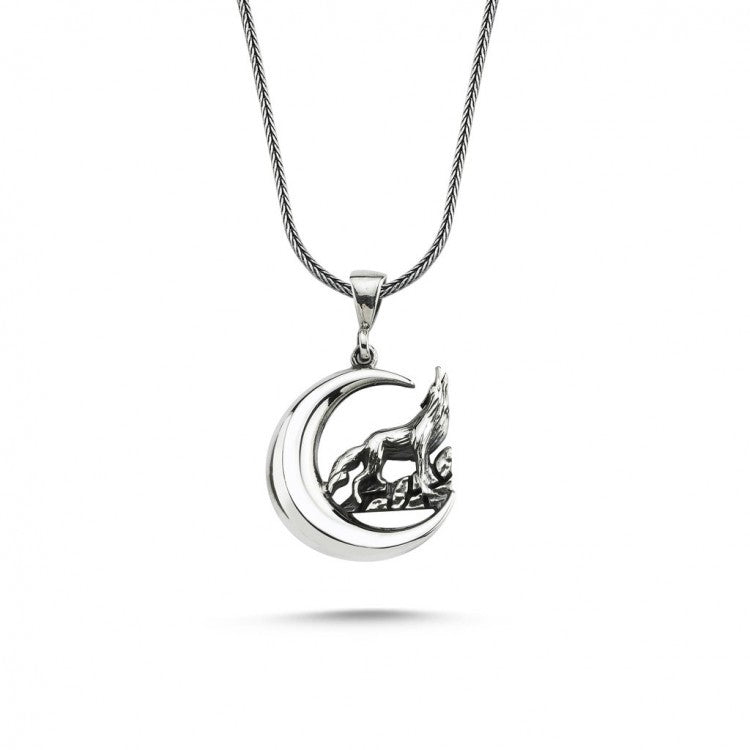 Wolf Necklace in 925 Sterling Silver