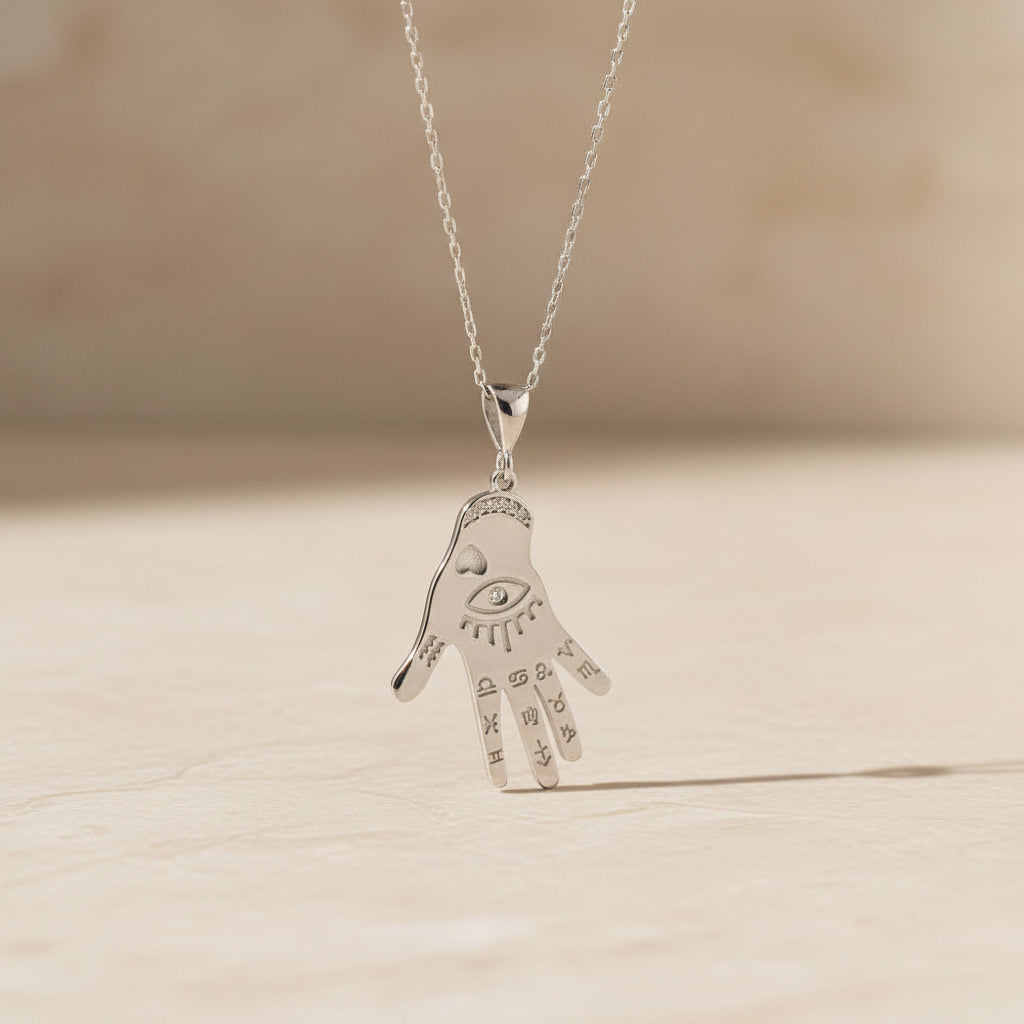 Lucky hand silver necklace