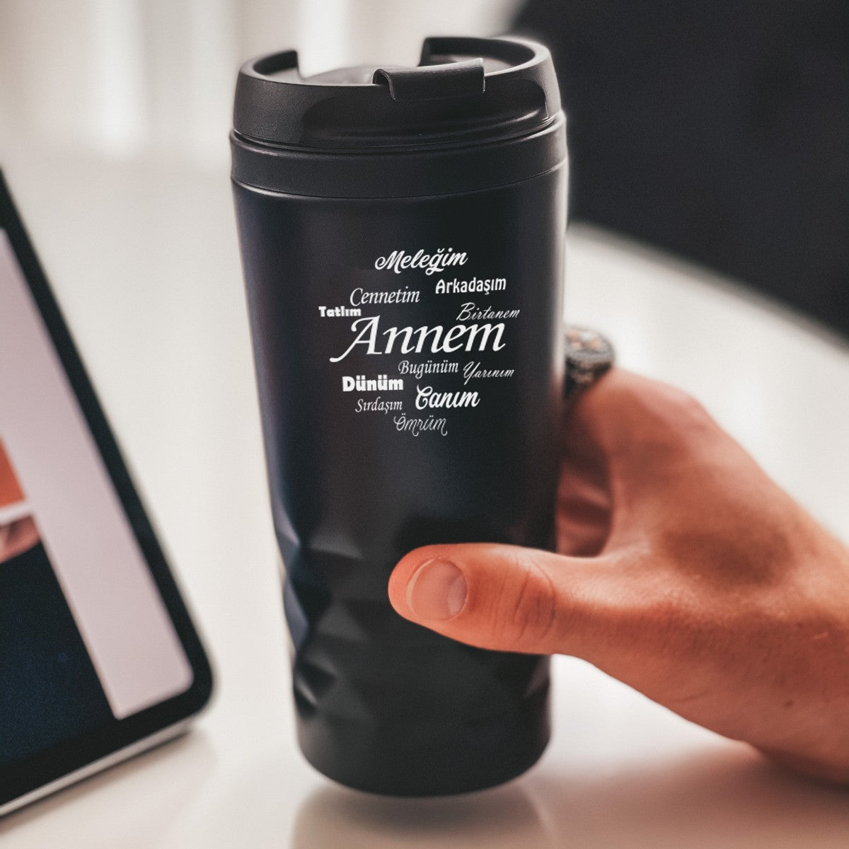 Rvs black thermos cup with a special note for mother