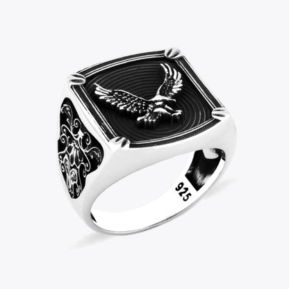 Kartal Figürlü Erkek Gümüş Yüzük