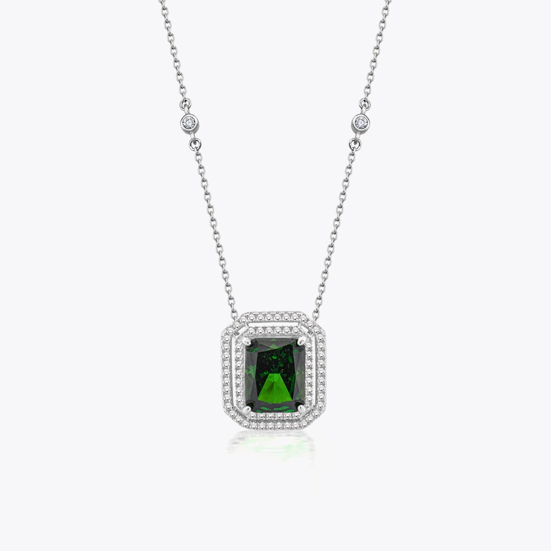 Diamond Style Emerald Color Silver Necklace