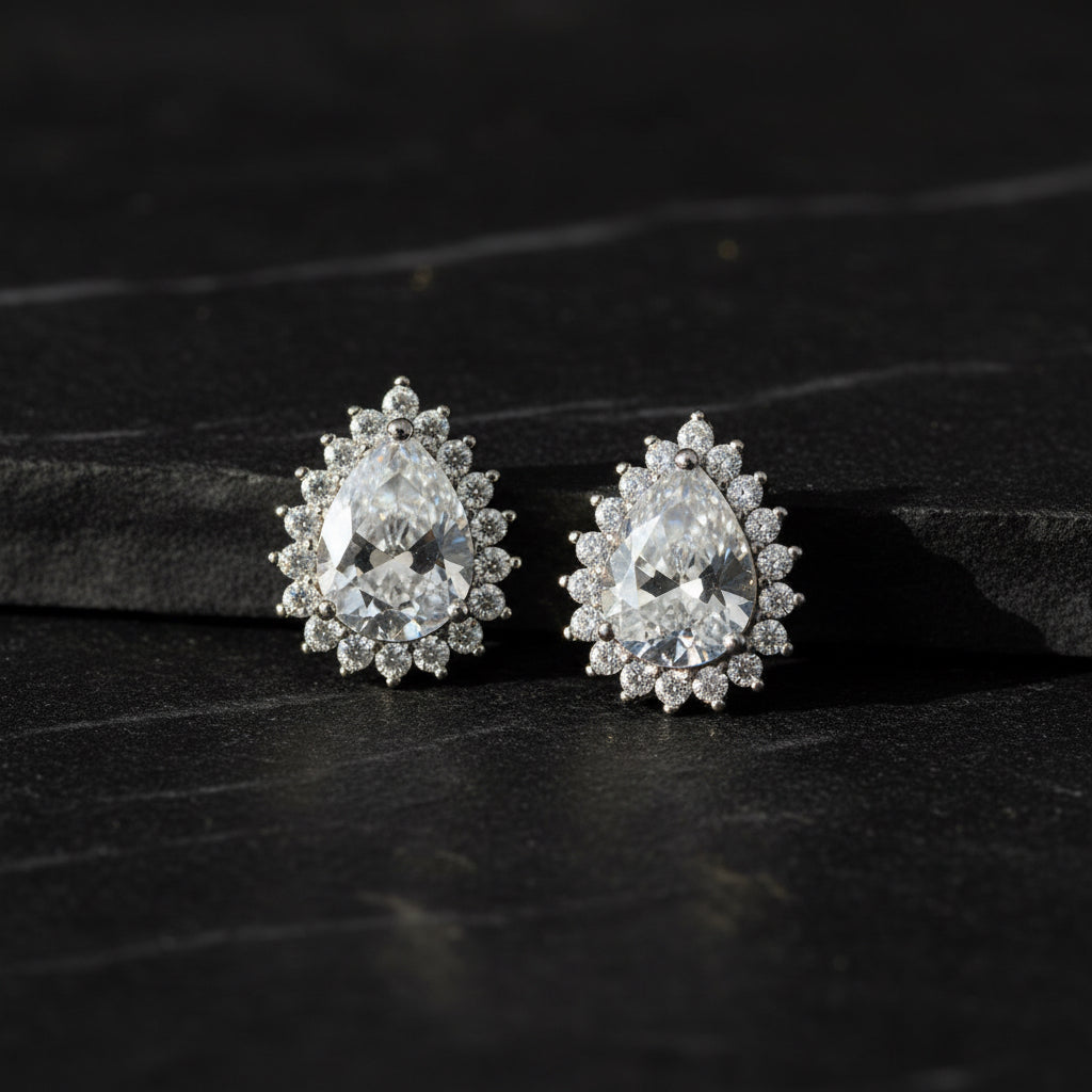 Boucles d'oreilles en zircon coupées de glace damla