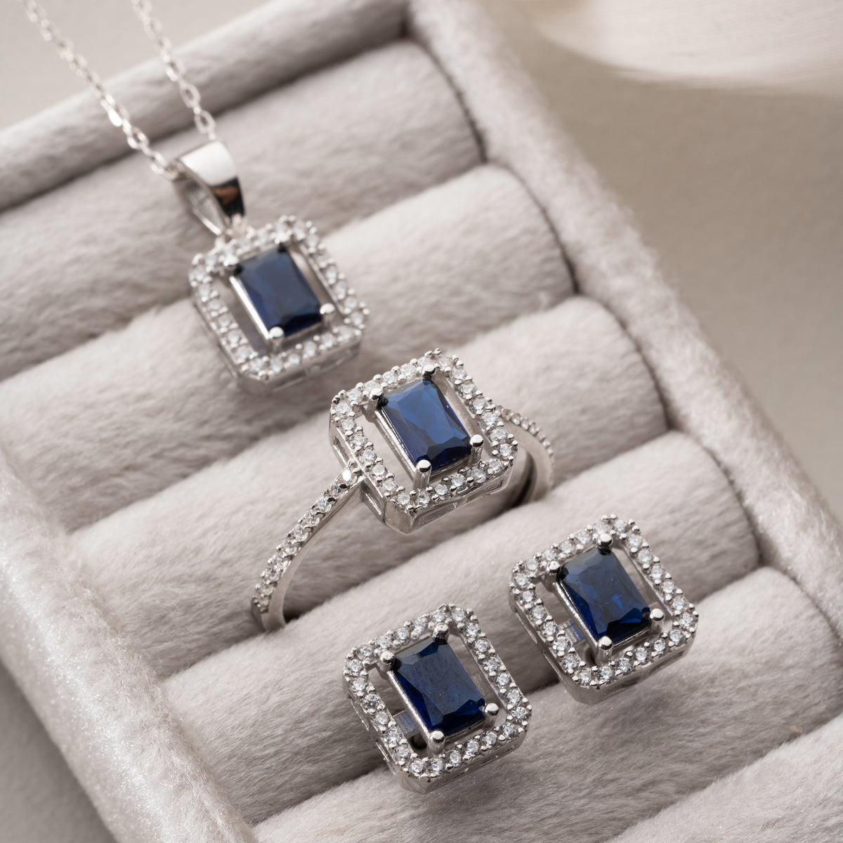 Blue Aura Blue Zirconia Jewelry Set | 925 Sterling Silver