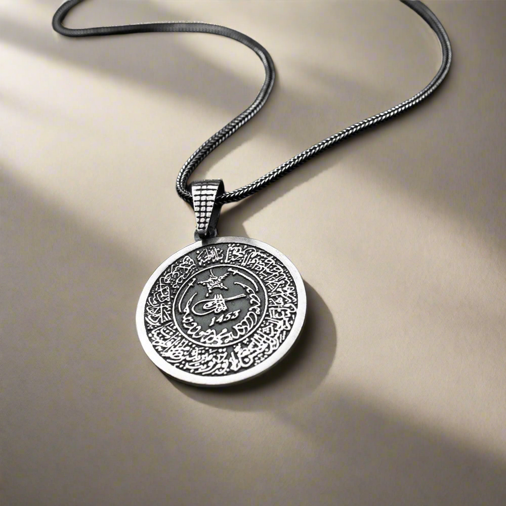 Man Necklace in 925 Sterling Silver