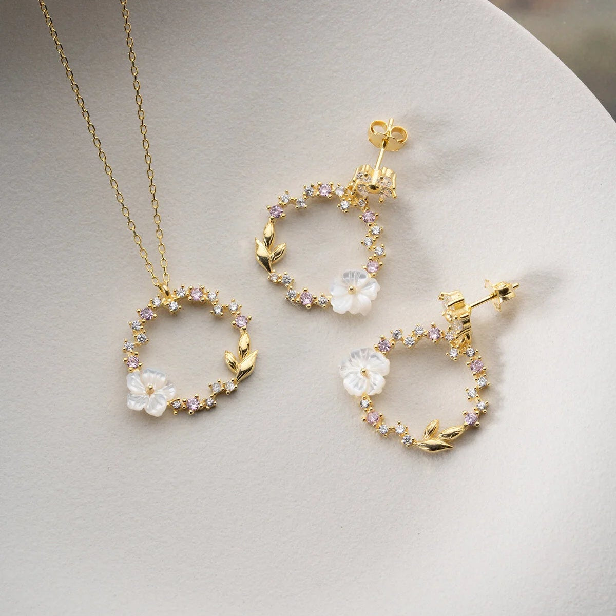 Flora Aura Sedef Çiçekli Set