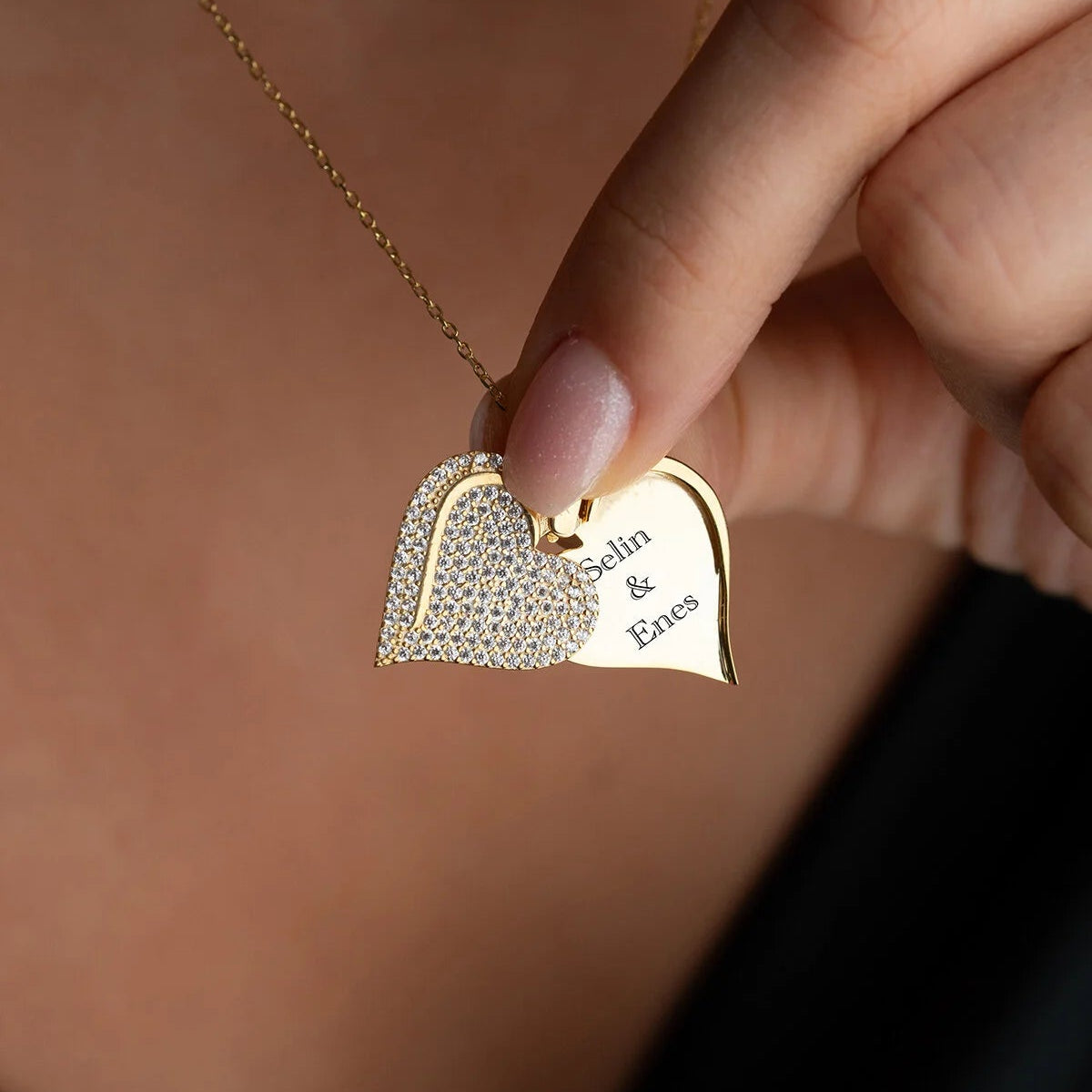 Kişiye Özel Çift Kalp Taşlı Kolye (Gold)