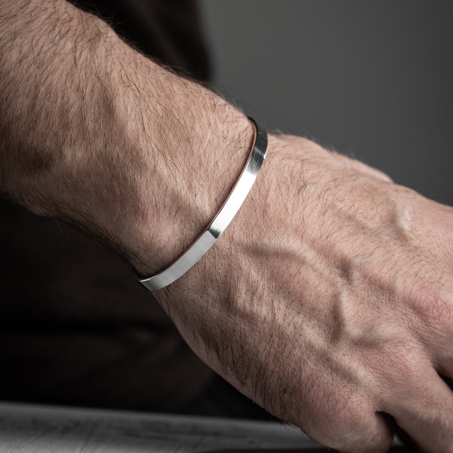 Lunor Cuff – Erkek 925 Ayar Gümüş Kelepçe Bileklik