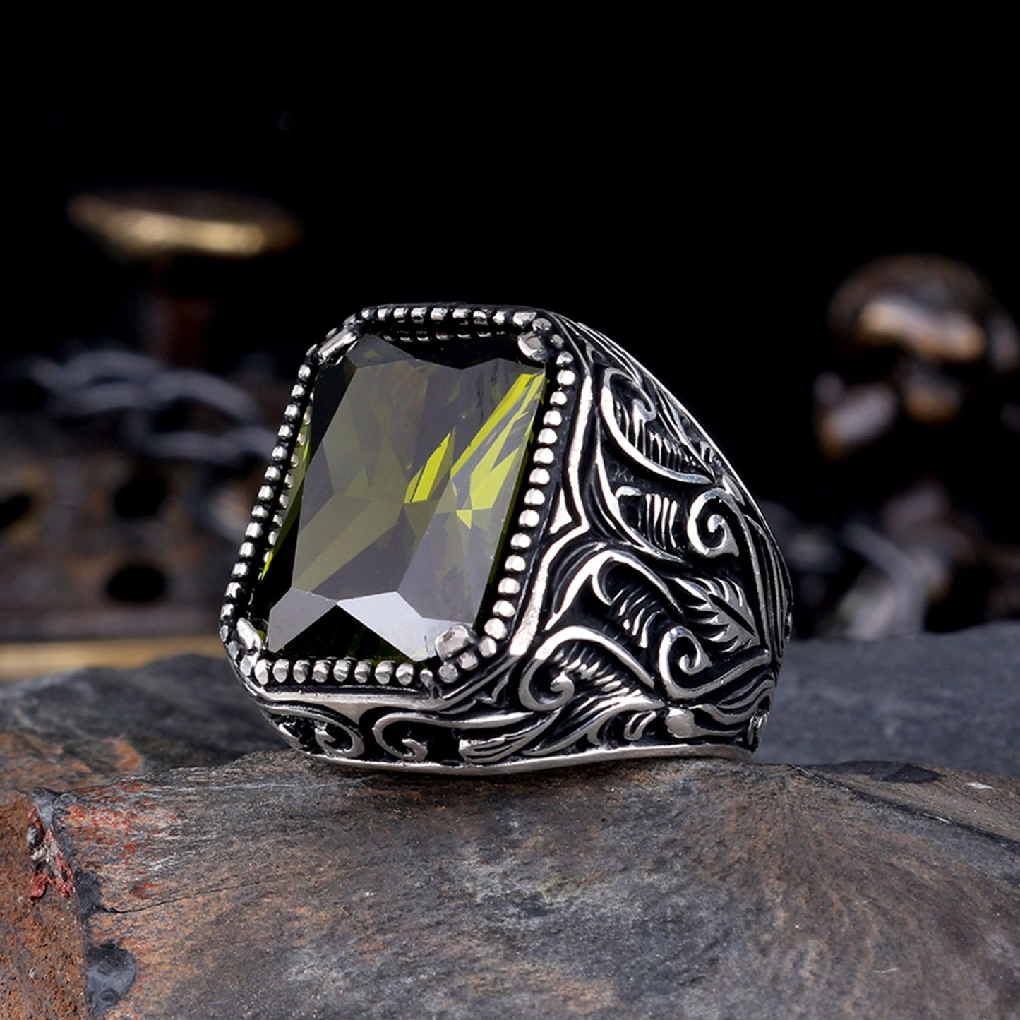 925 Ayar Gümüş Haki Zirkon Taşlı Erkek Yüzük