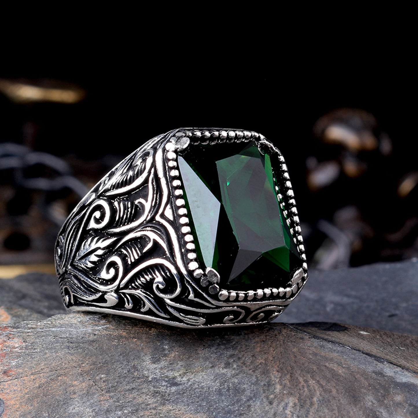 925 Ayar Gümüş Yeşil Zirkon Taşlı Erkek Yüzük