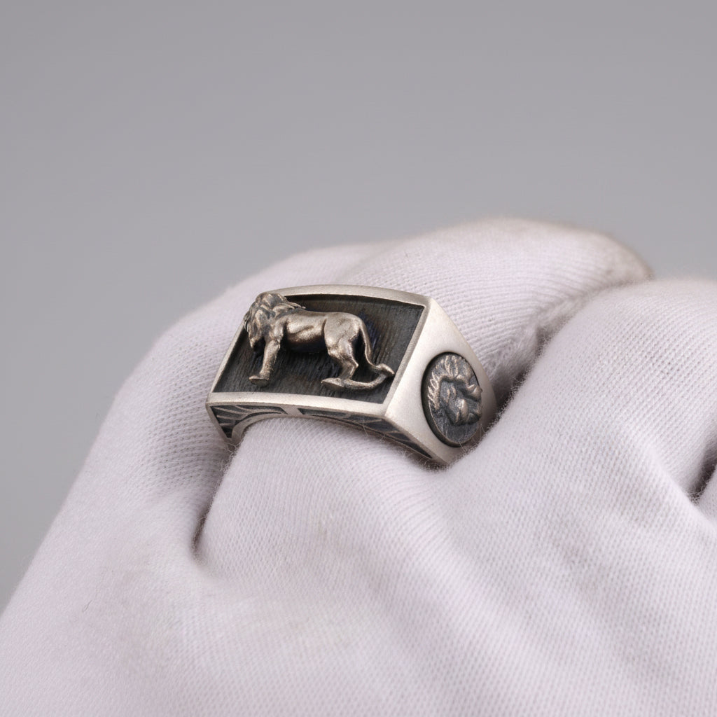Herrenring mit Löwenmotiv | 925 Silber