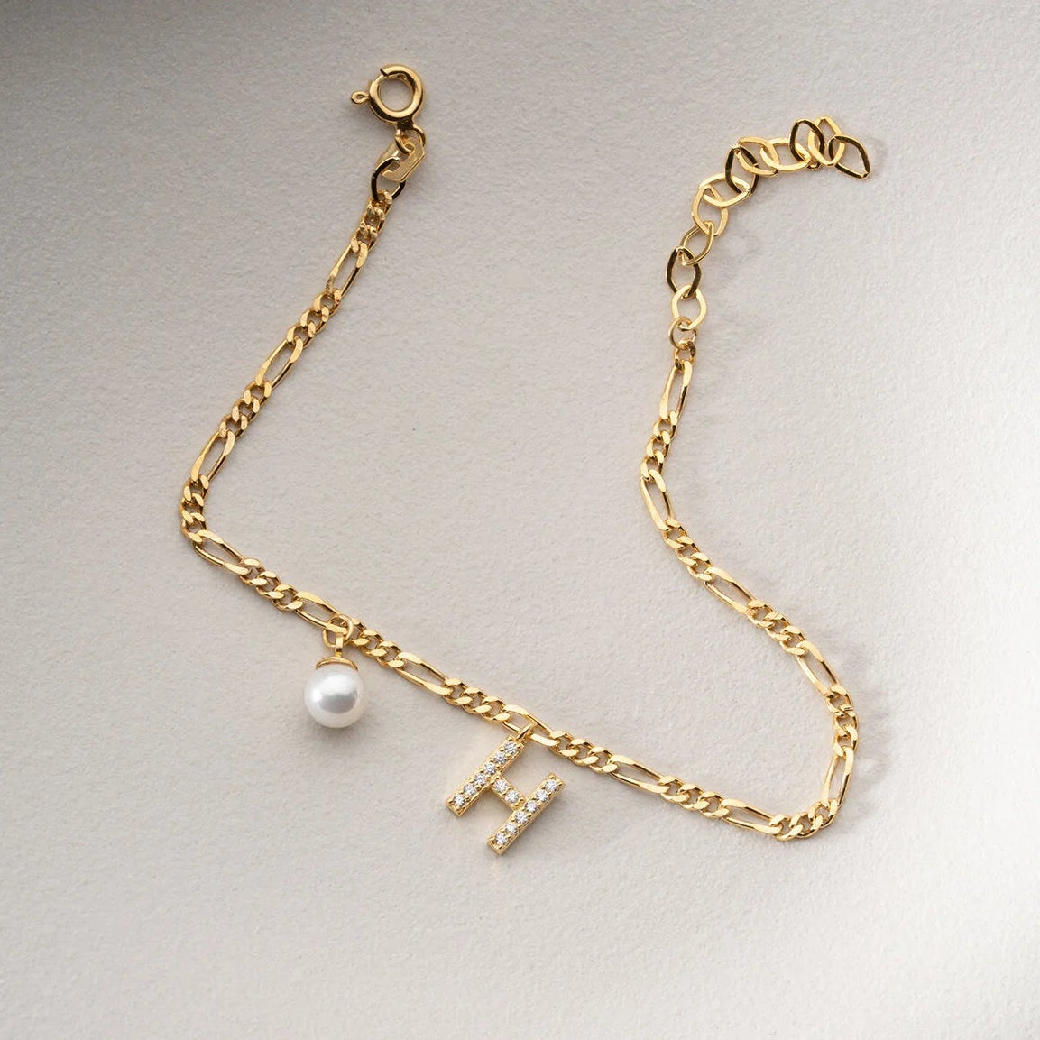 Figaro Chain Initial & Pearl Bracelet | 925 Sterling Silver