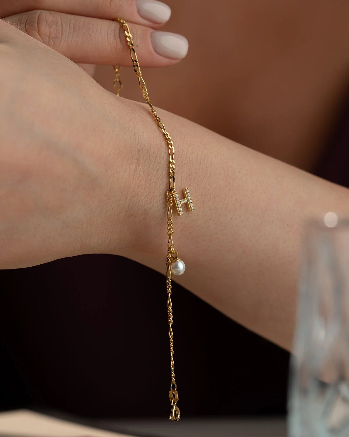 Figaro Armband met Letter & Parel | 925 Zilver