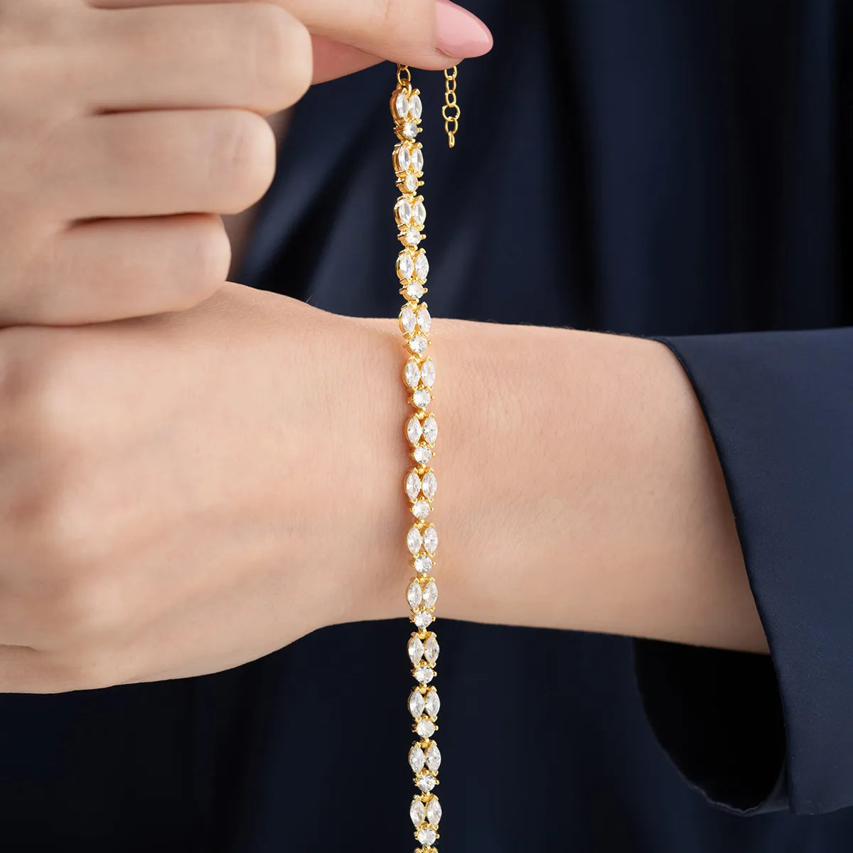 Bracelet élégant en pierre d'or plaquée or