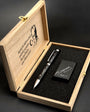 Personalisierte Atatürk Silhouette & Unterschrift Kugelschreiber & Feuerzeug Set – Holzbox

