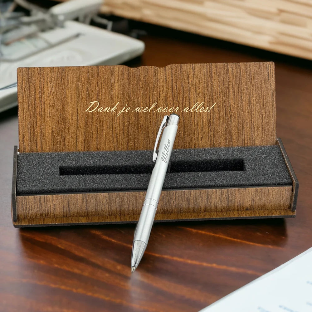 Gepersonaliseerde Balpen met Naam & Houten Geschenkdoos