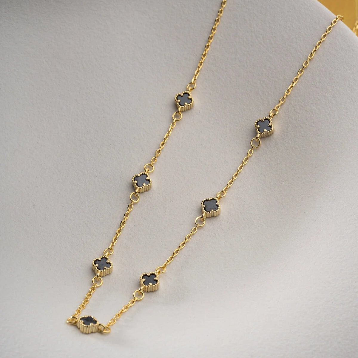 MidnightClover 925 - Black Clover Stone Necklace