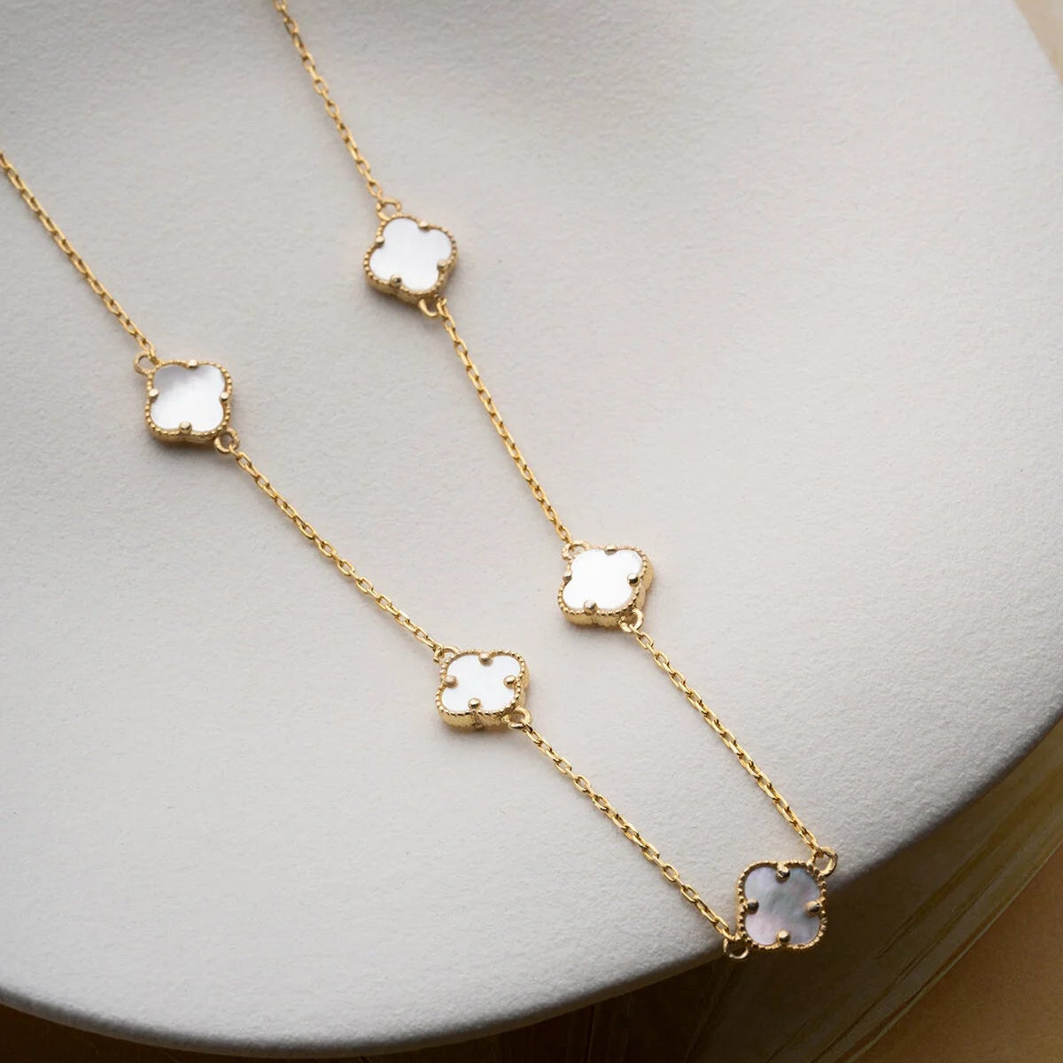 Pureclover 925 - White Clover Stone Necklace 1