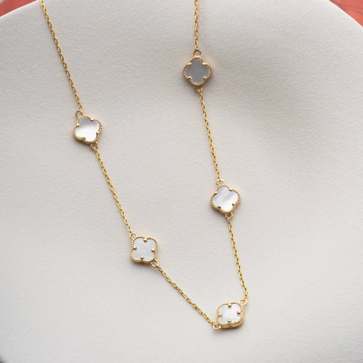 Pureclover 925 - White Clover Stone Necklace 1