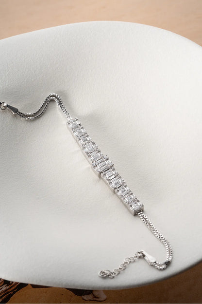 925 Ayar Gümüş Baget Taşlı Bileklik