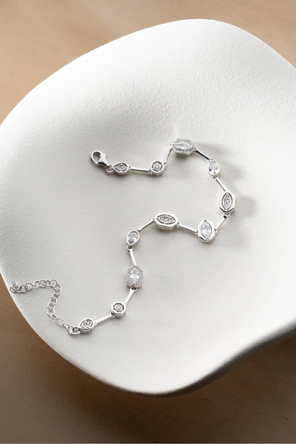 925 Ayar Gümüş Zirkon Taşlı Trend Bileklik