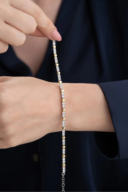 Zirkon Taşlı Kalpli Trend Bileklik  925 Ayar Gümüş