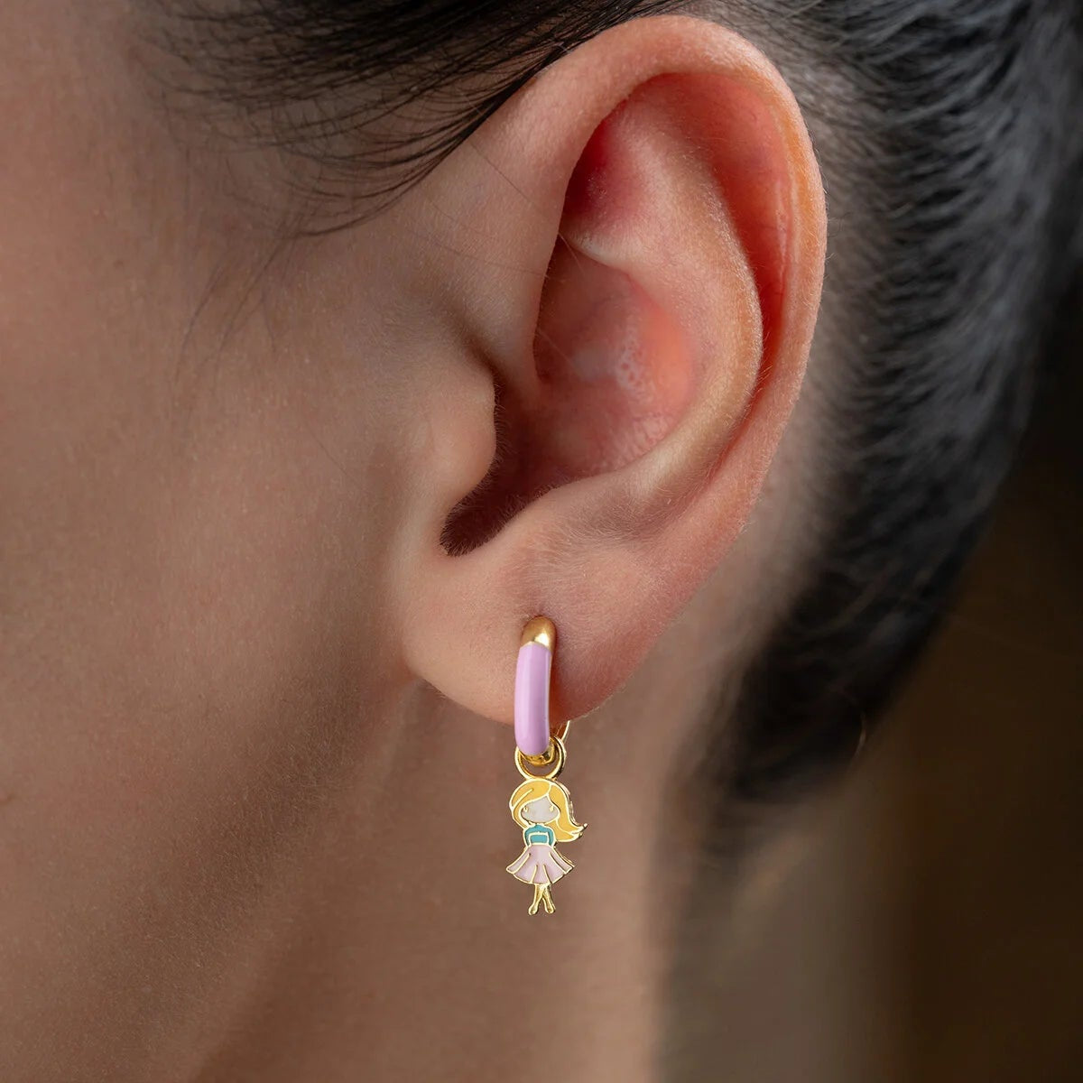 925 Ayar Gümüş Mineli Kız Figürlü Çocuk Küpe