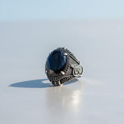 Herrenring mit osmanischem Tughra & schwarzem Stein aus 925er Silber