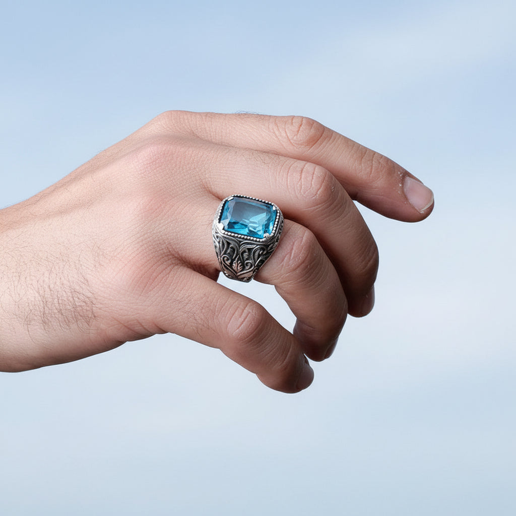 Anneau argenté pour hommes en pierre de zircon bleu aqua