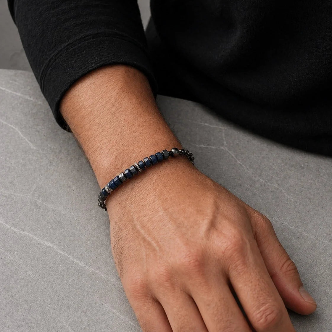 Herrenarmband mit Lapislazuli & Makramee | 925 Silber
