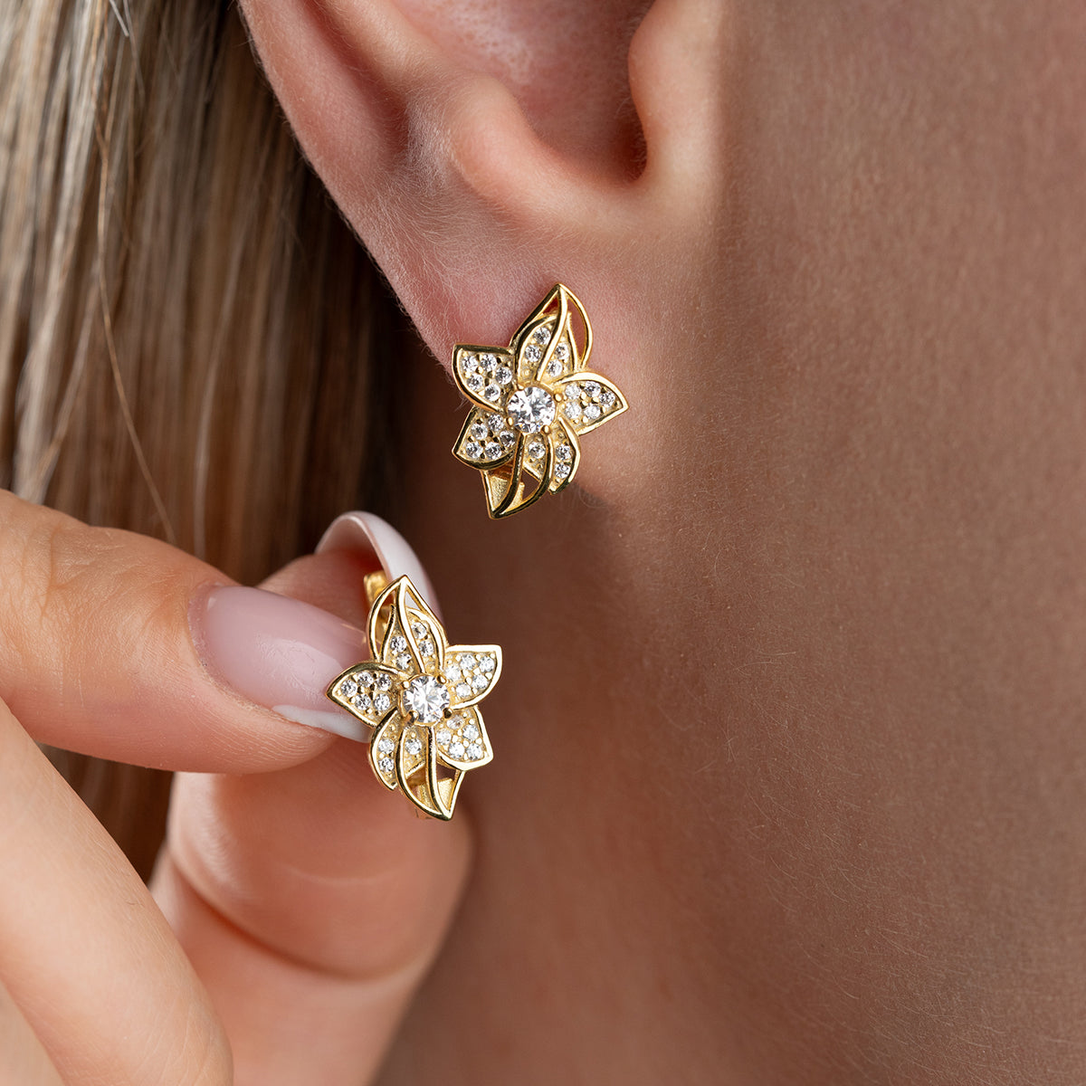 Çiçek Küpe Zirkon Taşlı | 925 Ayar Gümüş