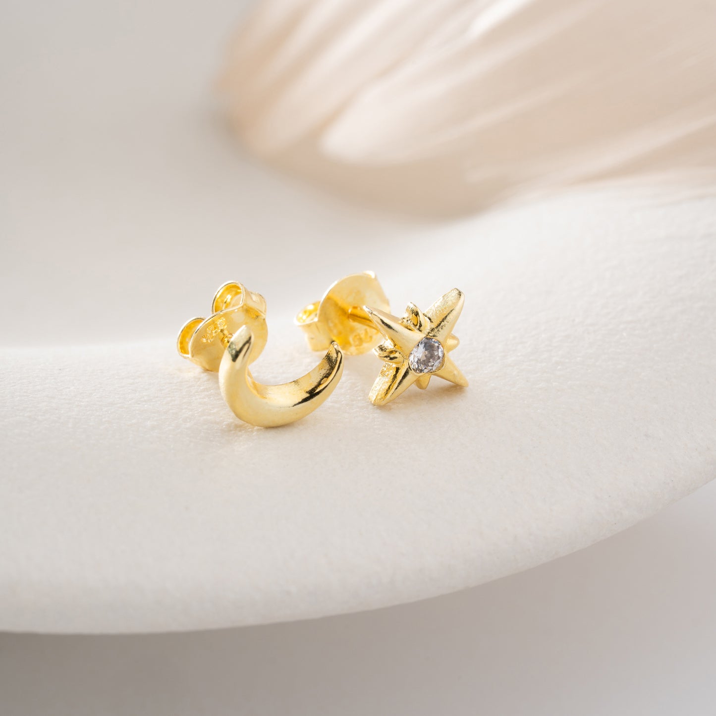 Ay ve Yıldız Küpe