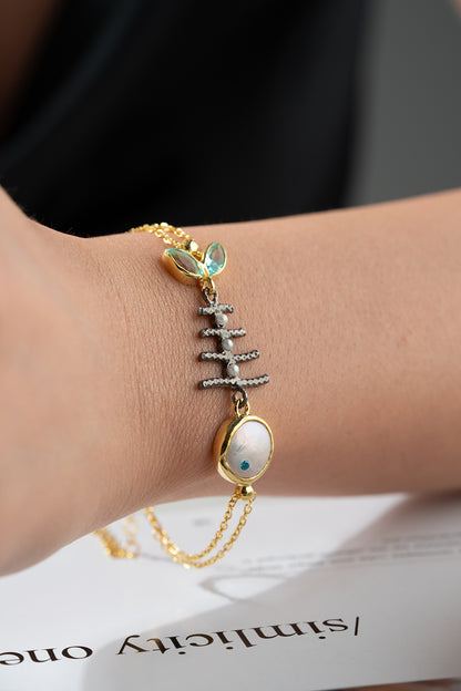 Balık Figürlü Taş Detaylı 925 Ayar Gümüş Bileklik